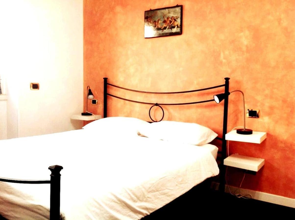 Priscilla & Parking At St Peter Basilica +free Calls To Usa, Canada, China Apartment *