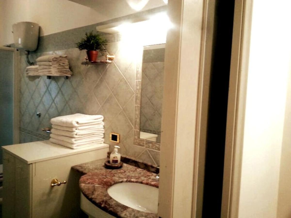 Appartement Priscilla & Parking At St Peter Basilica +free Calls To Usa, Canada, China *